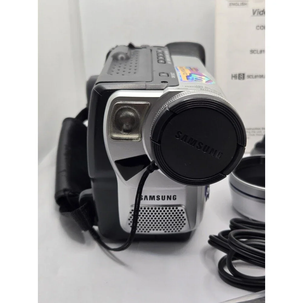 Samsung SCL810 Hi8 8MM Camcorder - Tested and Working + Tapes & Camera Bag